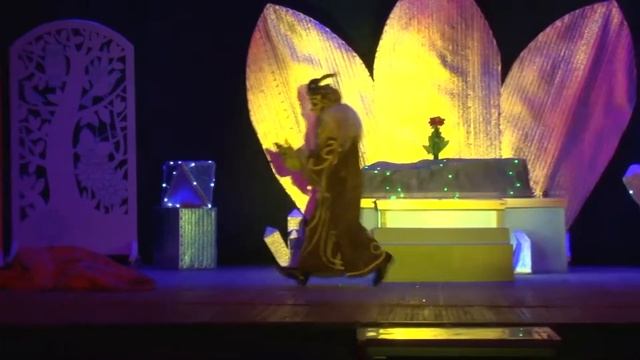 Набор в театр "Люди" смотреть онлайн