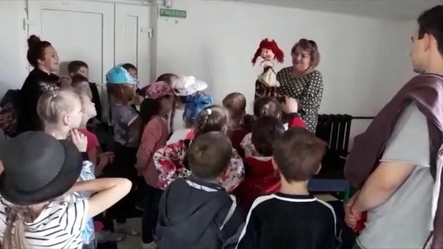 Путешествие по театральному закулисью (05.06.2019) смотреть онлайн