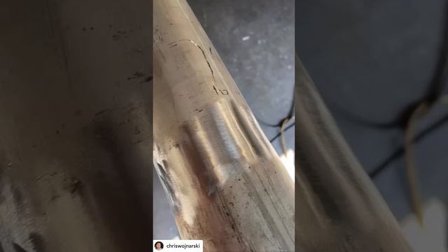 Ridgid pipe clamp helping clamp two pipes together to Tig weld together. Grind down flush. смотреть онлайн