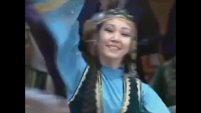 Ахмет Жұбановтың опералық-хор шығармашылығы “Абай” операсынан хор бөлімдері