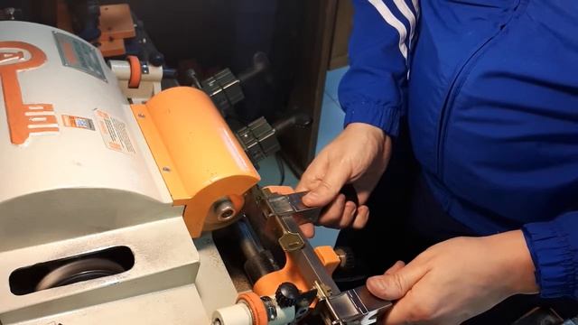 Изготовление Сувальдного ключа | Изготовление ключей смотреть онлайн