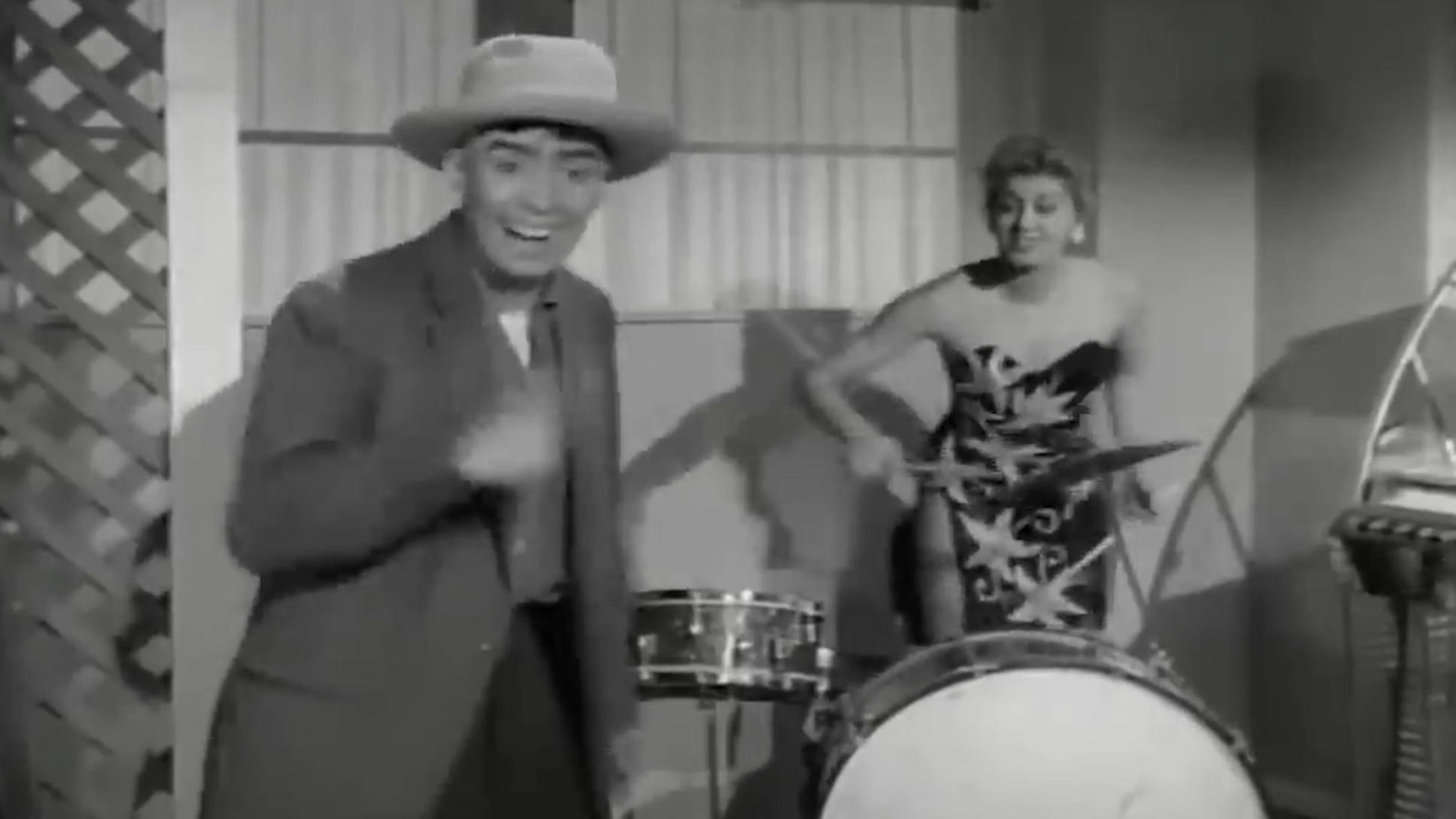 Led Zeppelin - Boogie With Stu смотреть онлайн