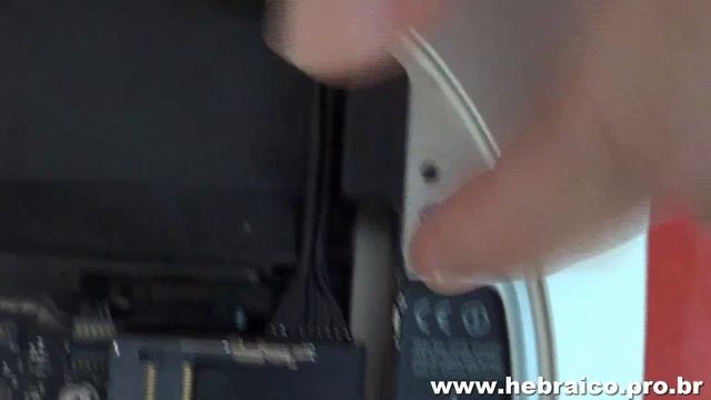 Mac Mini Late 2012 Desmontando / Trocando HD / Trocando Ram / Trocando Pasta Térmica смотреть онлайн