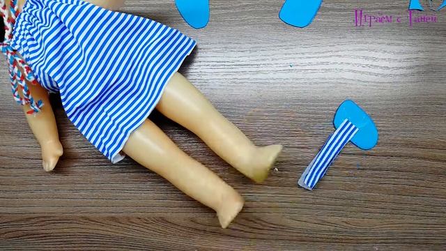Как сделать шлепки для куклы / How to make flip flops for a doll смотреть онлайн