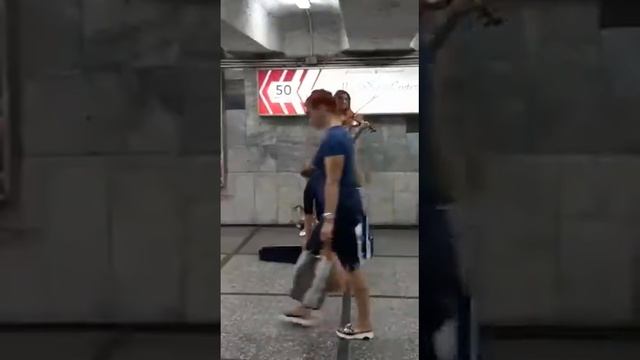 Минск, метро. Оператор - мой телохранитель Саша смотреть онлайн