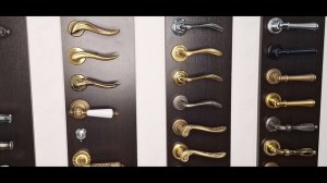 Как снять дверную ручку с металлической и межкомнатной двери.