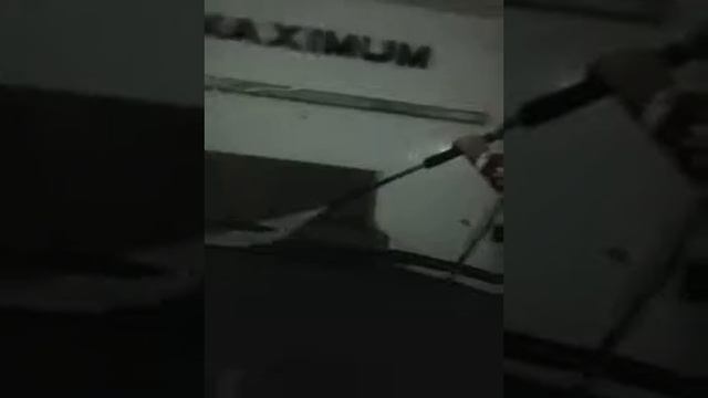 В Автомойке Гоша моет машину смотреть онлайн