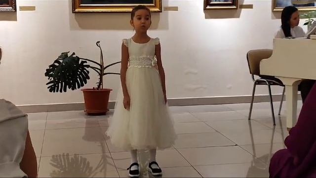 Г. Струве "Так уж получилось", Лейсан Урманова, 8 лет. piano Лейла Кукарова смотреть онлайн
