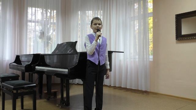 С Смирнов Любим мы бродить по лужам исполняет Епифанцев Кирилл смотреть онлайн