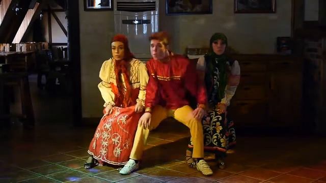 коппучино- Диско Деревня смотреть онлайн