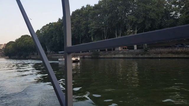 За рулём катера смотреть онлайн
