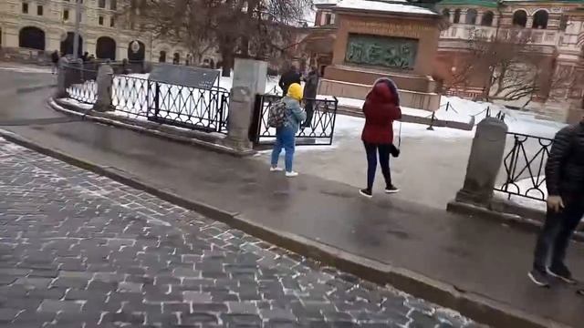 Путешествия на Диване - Красная Площадь / ЦУМ смотреть онлайн