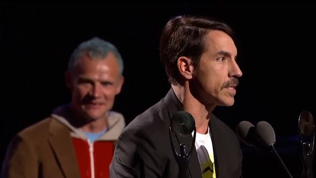 Red Hot Chili Peppers - RRHOF Induction Ceremony 2012 смотреть онлайн