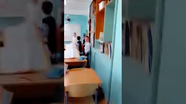 играем в догонялки с Артуром и Ваня смотреть онлайн