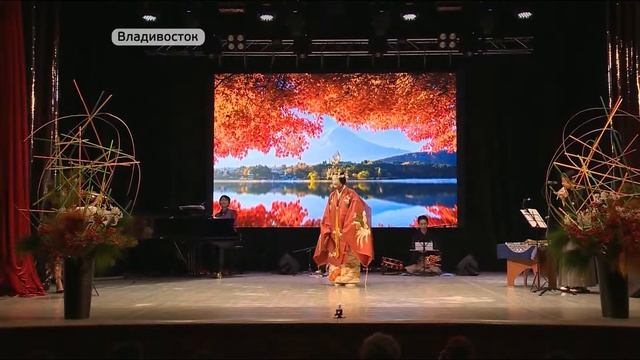 Выступление японского театра "Но" сопровождалось оглушительным зрительским успехом смотреть онлайн