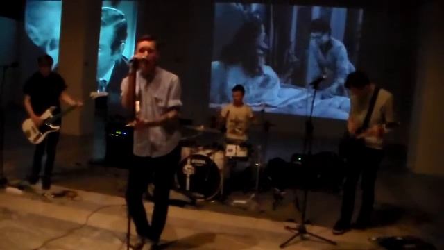 Fallen Woman - Pieces (Sum 41 cover live @ PERMM) смотреть онлайн