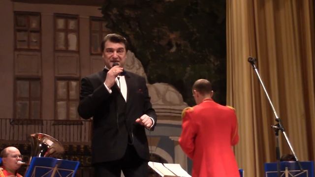 Дмитрий Шумейко - Пора в путь дорогу (В. Соловьёв-Седой - С.Фогельсон) смотреть онлайн