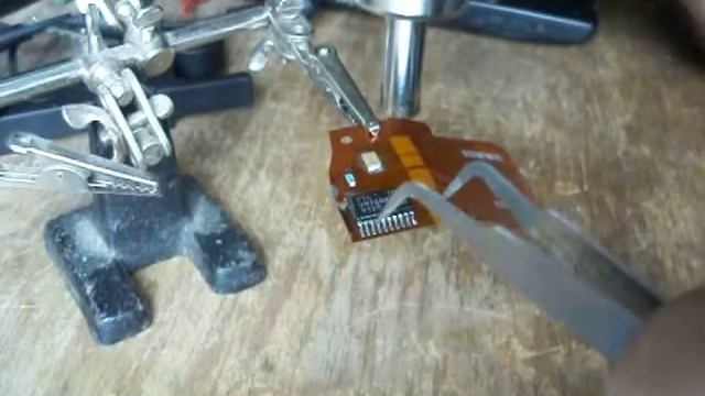 Atten 858D+ and Chinese flux RMA 223 (desoldering chip) смотреть онлайн