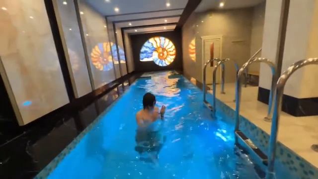 СТАСА НАКРЫЛО ВОДОЙ ОТ ПРЫЖКА РОСТИКА смотреть онлайн