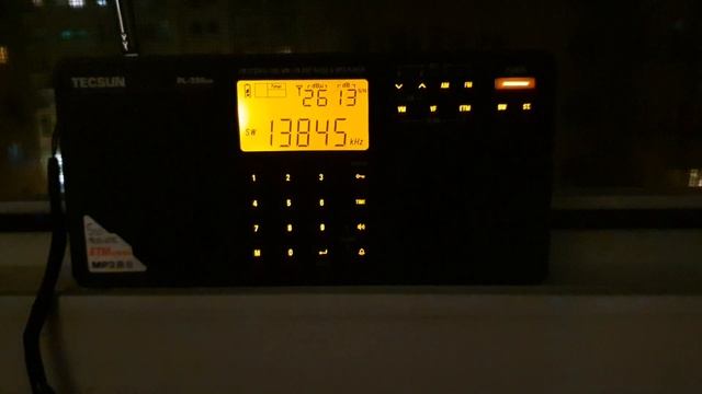 TECSUN PL-398MP - receptie Radio University si WWCR Nashville SUA смотреть онлайн