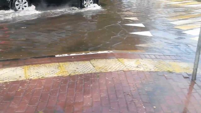 20.07.2016 Постоянное затопление дороги в Москве: Рогожский вал ул./Вековая ул. город Москва смотреть онлайн