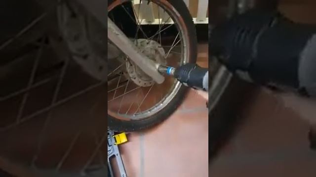 Súng Bắn Bulong Hitachi 2 Búa Chân 1/2 Bằng Pin Cao Cấp