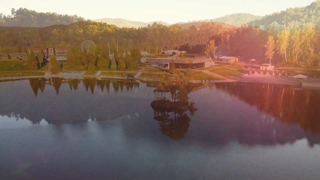 Авто-Путешествие по Алтаю, день 1-ый: озеро и отель АЯ (Луна) смотреть онлайн