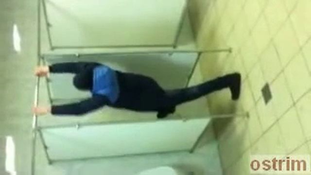 Ненужно в каждой перекладине видеть турник Этот любитель спорта точно не будет больше так делать т смотреть онлайн