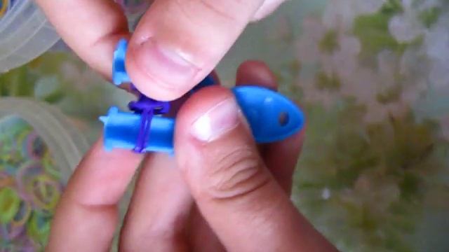 Брослет из резинок {рыбий хвост} смотреть онлайн