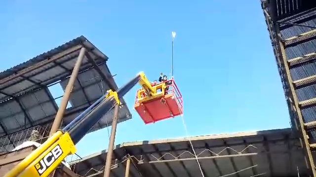 Телескопический погрузчик JCB смотреть онлайн
