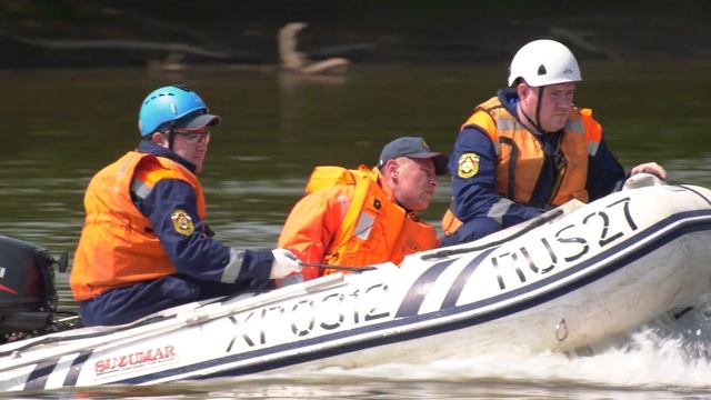 Областные спасатели проводят регулярные тренировки на водоемах ЕАО смотреть онлайн