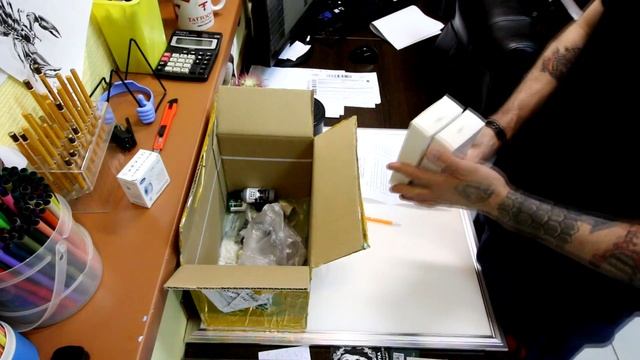 Вскрываем посылку от 28опт.ру