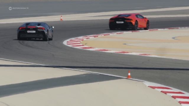 Lamborghini Huracan EVO vs. Performante | Motor News | Motorvision смотреть онлайн