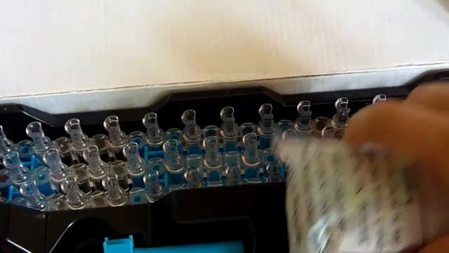 Урок.16. Обзор набора "Rainbow Loom" смотреть онлайн