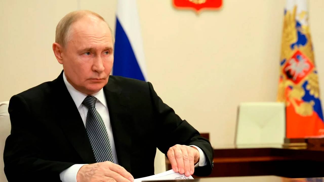Путин проводит совещание с главой ФТС смотреть онлайн
