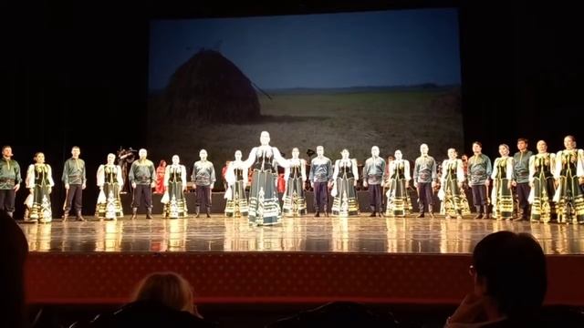 Елена Шульга. "Ой, стога, стога..." (муз. В.Захарченко, сл. А,Толстого). смотреть онлайн