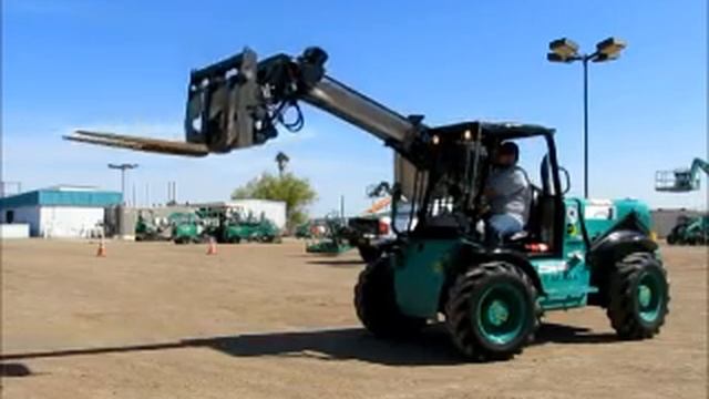 Sold! 2006 JCB 520 Loadall 4,400 LB 4x4 Telescopic Reach Forklift bidadoo.com смотреть онлайн