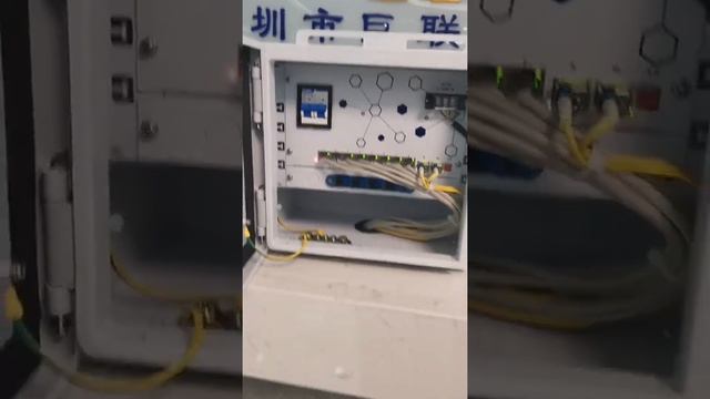 Outdoor PoE switch смотреть онлайн