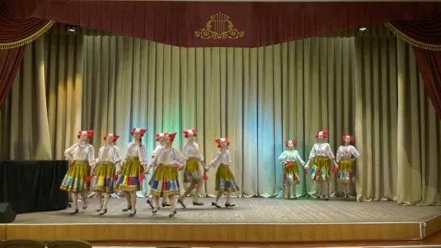Топотуха смотреть онлайн