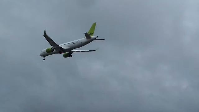 Airbus А220-300 