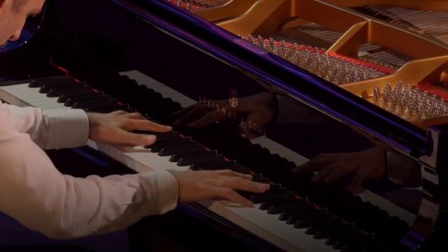 Вазген Вартанян — тизер трансляции 16.07.2020 сольного выступления в Большом зале консерватории смотреть онлайн