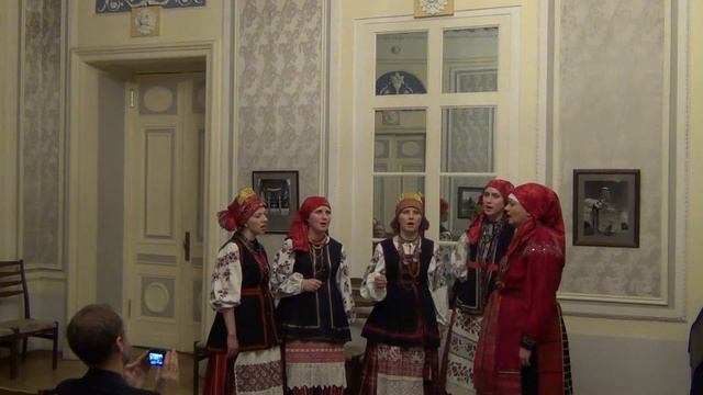 МАТЬ ПО СЫНУ НЕ ТУЖИТ, НЕ ПЛАЧЕТ | A MOTHER DOESN'T GRIEVE FOR HER SON, DOESN'T CRY.