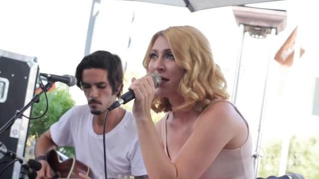 "Acapella" (Live 2013) - дуэт Karmin смотреть онлайн