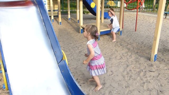Даша в пансионате Лесной ч.11 летом смотреть онлайн