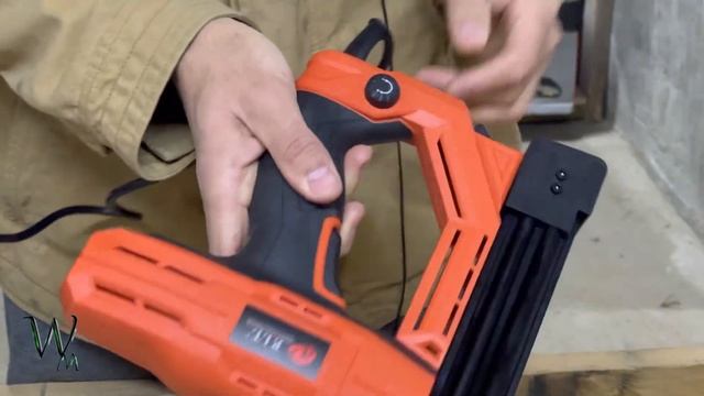 Шеге, степлер қаққыш / Гвоздезабиватель #гвоздезабивнойпистолет