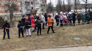 Перетягивание каната на масленицу 2022