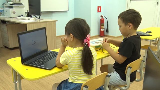 В д/с «Солнышко» малыши постигают азы робототехники смотреть онлайн