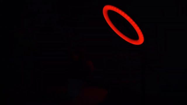 RGB Лампа 33см на штативе