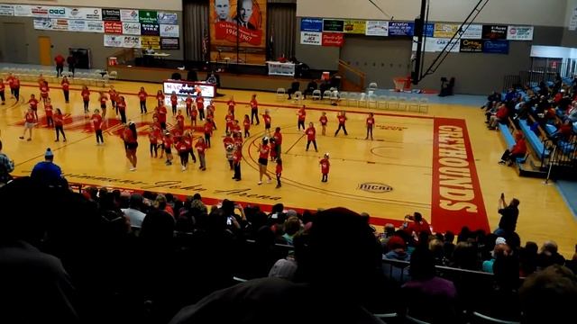 MACC LIL CHEERLEADERS PT.3 смотреть онлайн