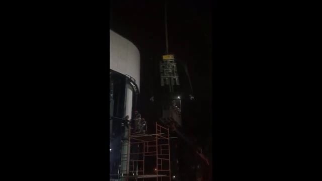 вакуумный захват для моллированного стекла на 1500 кг HeavyTrust смотреть онлайн